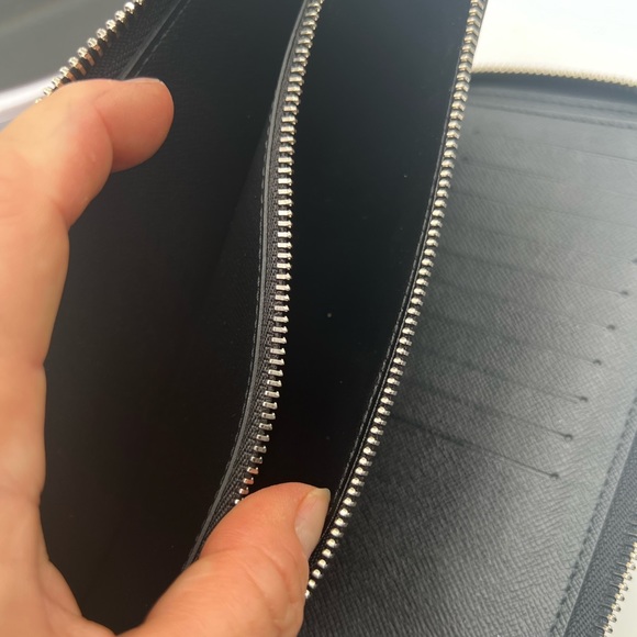 Louis Vuitton Damier Graphite zippy vertical wallet full inclusion microchipped - Picture 9 of 13